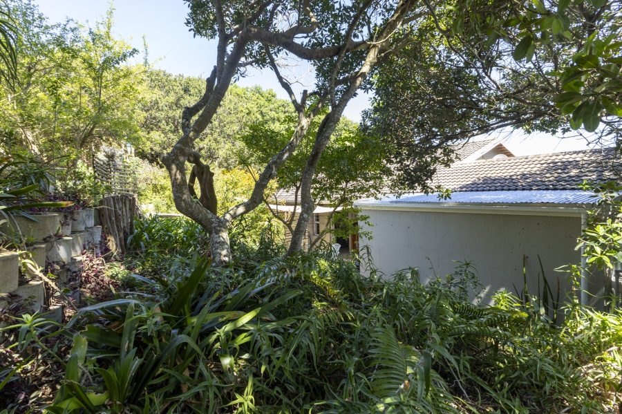 4 Bedroom Property for Sale in Seafield Eastern Cape